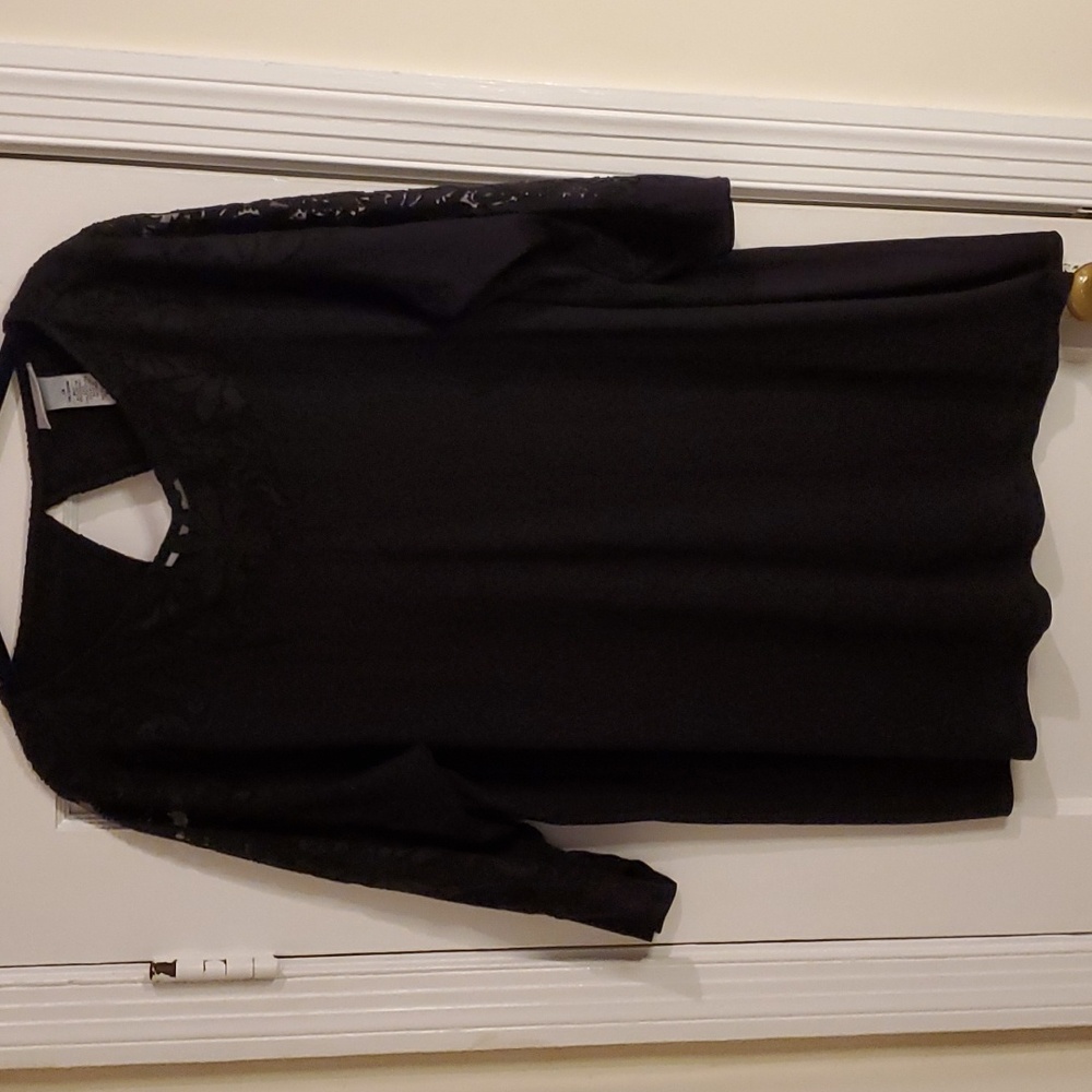 Catherine's Black scoop neck w/ lace details on neckline and sleeves.